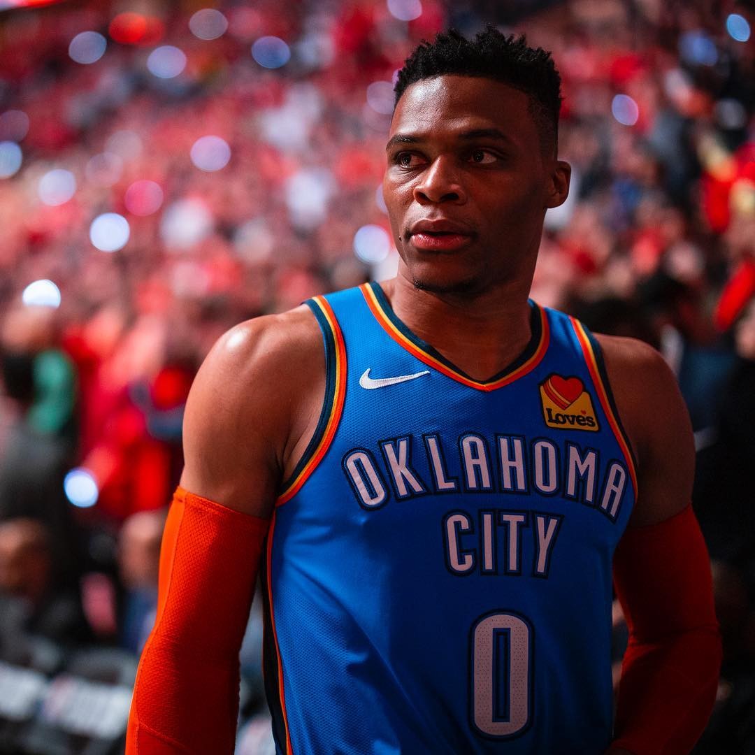 与双后卫轮 与双后卫轮