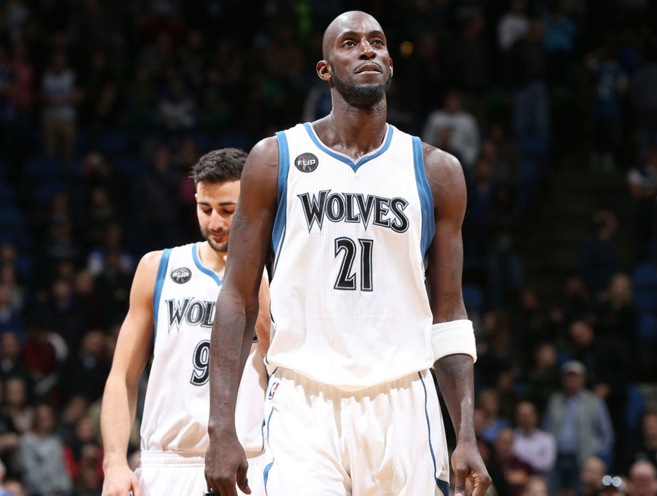 一边是训练 一边是训练